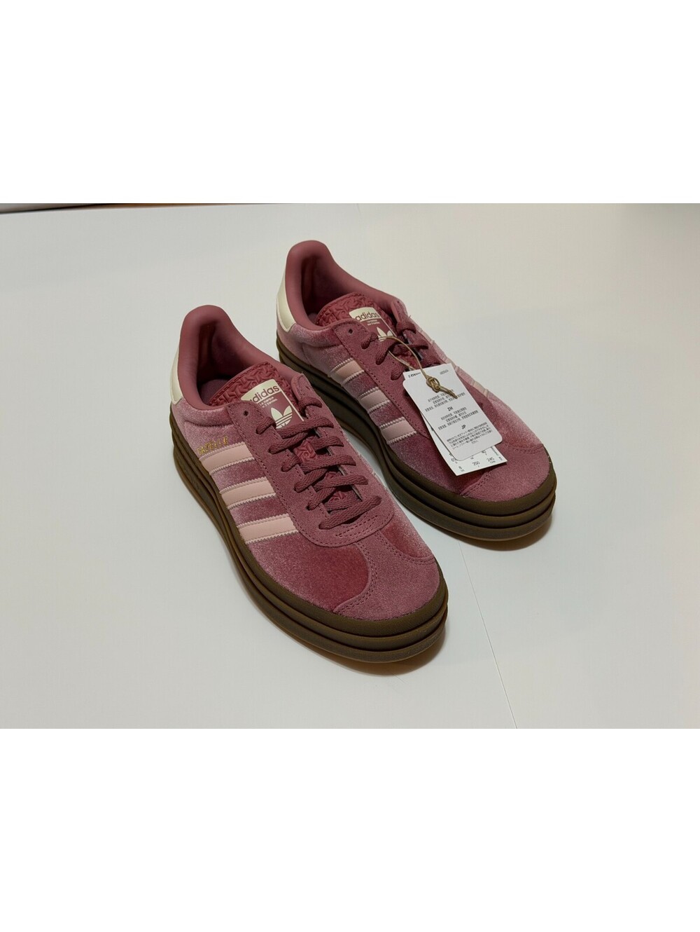 adidas Gazelle Bold IG4389 Women’s 8 Preloved Crimson Sandy Pink Velvet New